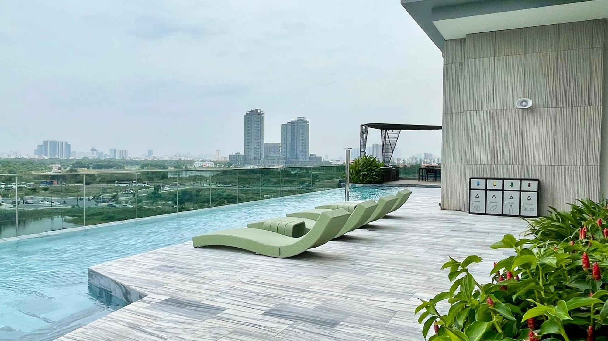 M-H Residence - Crest Metropole Apartments Two Bedrooms With Pool Ho Chi Minh City Exterior photo